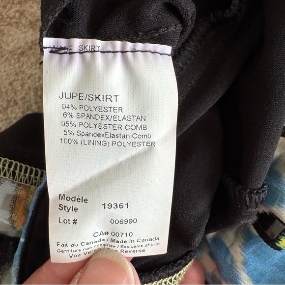 Rare Joseph Ribkoff Multicolour Jacket+Matching skirt shiny abstract Art to Wear - Picture 9 of 12